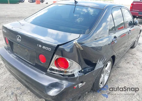 2001 Lexus Is 300 from USA, damaged, VIN JTHBD182310010532